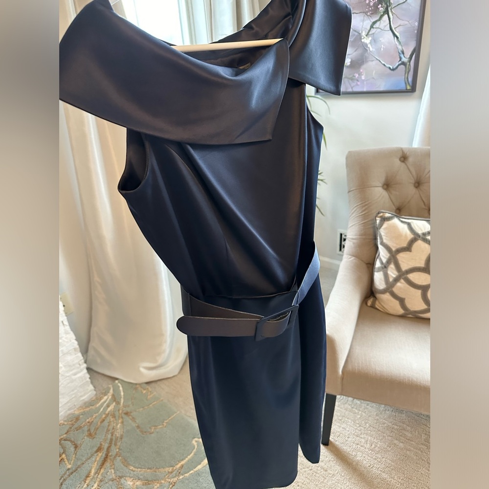SALE!! Gorgeous Ellen Tracy Midnight Blue Satin Dress size 6